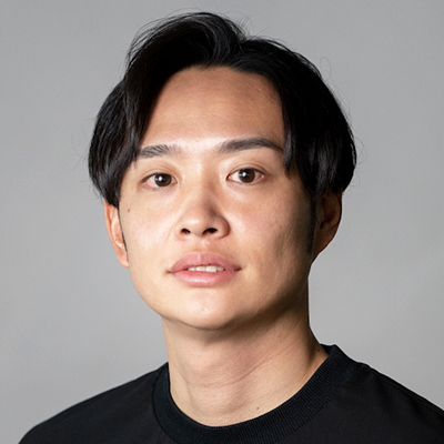 内山 正信 氏